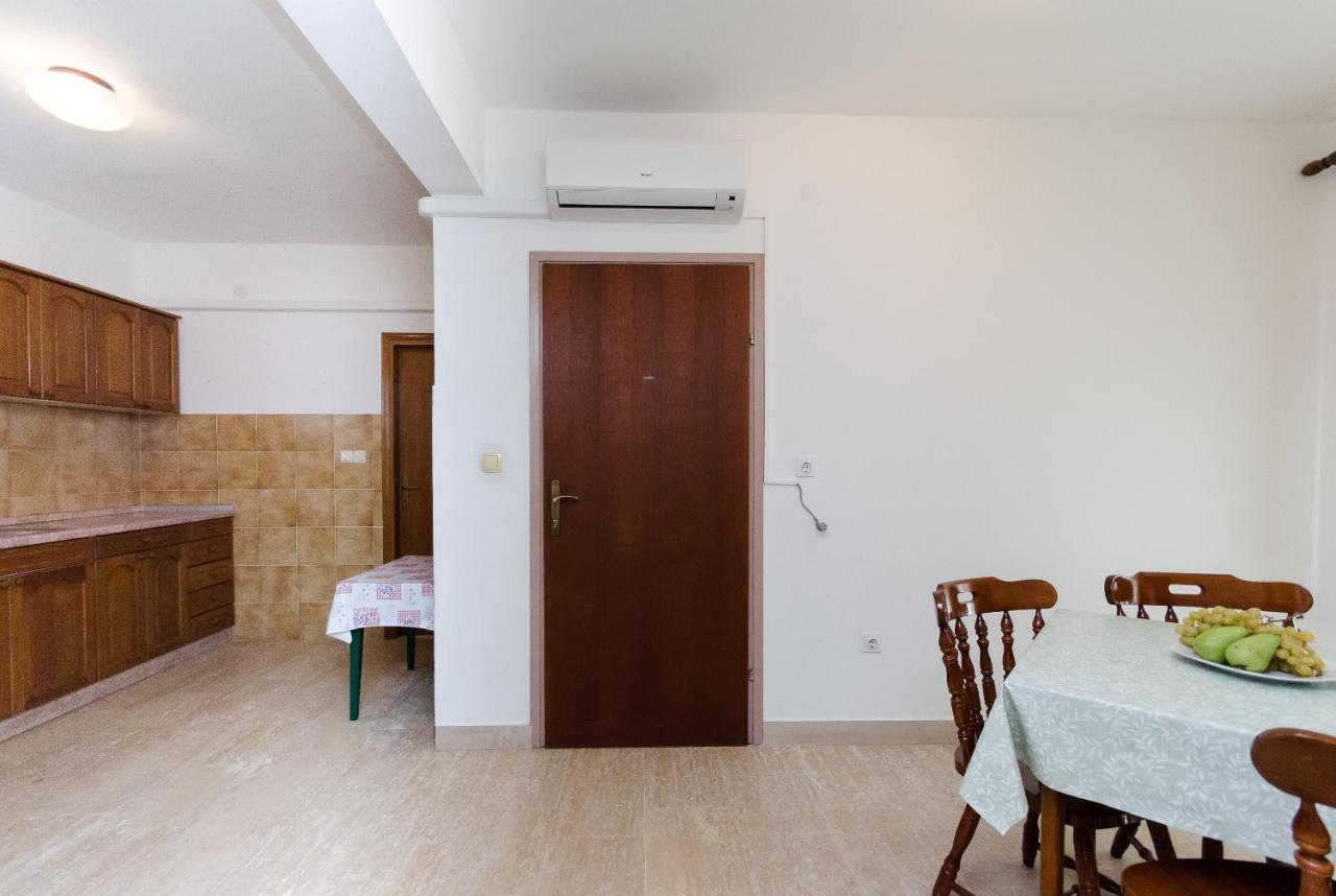 Apartman Ruza A Lopar