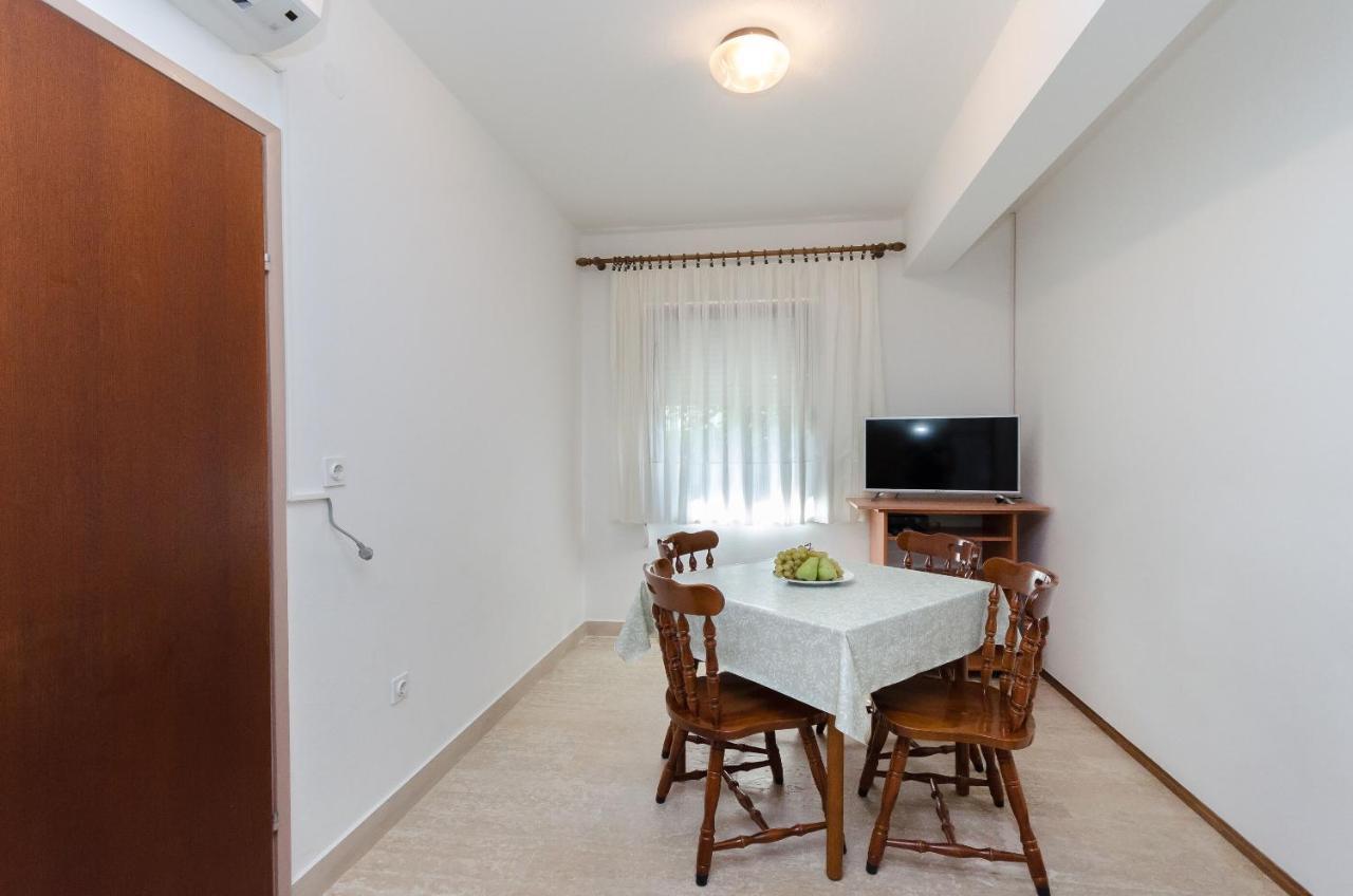 Ruza A Apartman