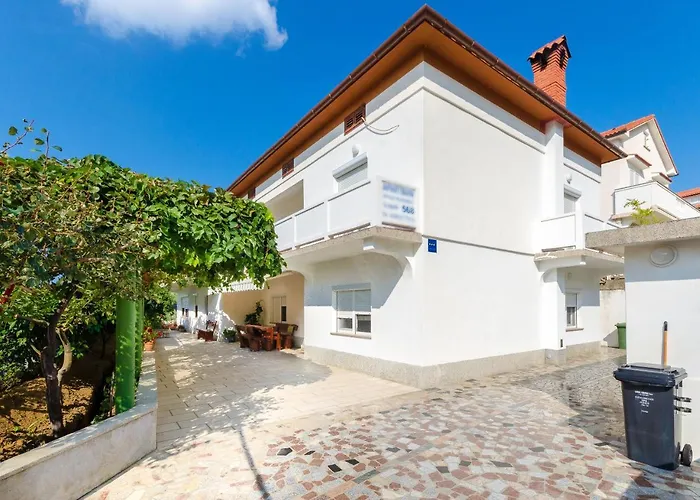 Apartments Ruza A